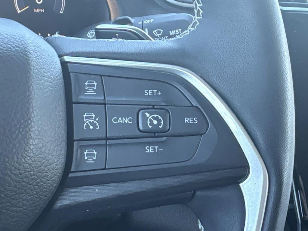 Used 2023 Jeep Grand Cherokee L Laredo w/ Luxury Tech Group I image 30