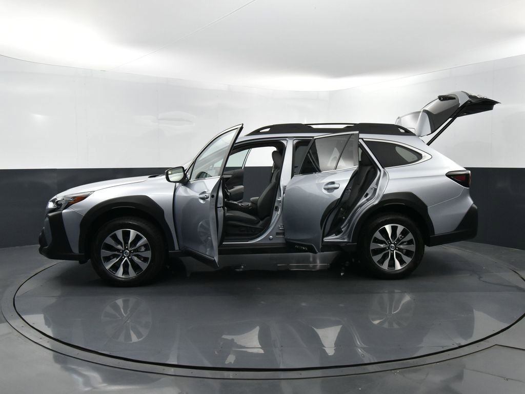 New 2025 Subaru Outback Limited image 33
