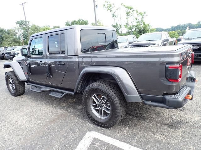Used 2025 Jeep Gladiator Mojave AWD/4WD image 4