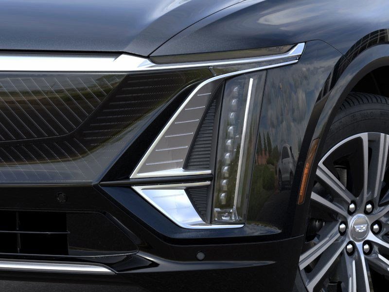 New 2025 Cadillac Lyriq Luxury RWD image 10