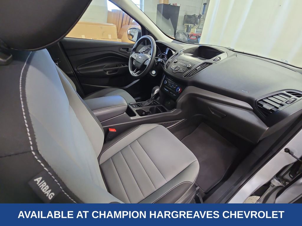 Used 2019 Ford Escape S image 38