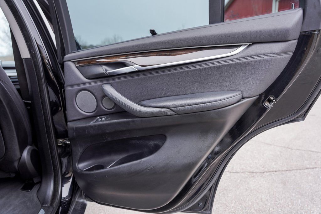 Used 2016 BMW X5 xDrive35d image 39