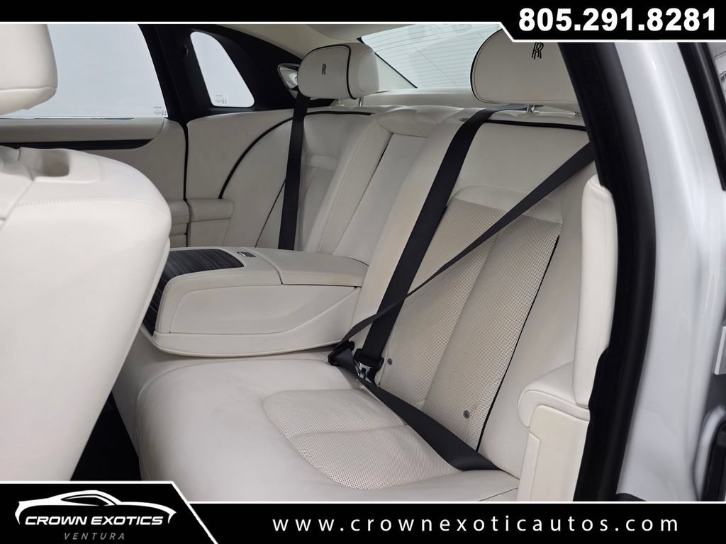 Used 2021 Rolls-Royce Ghost AWD/4WD image 30