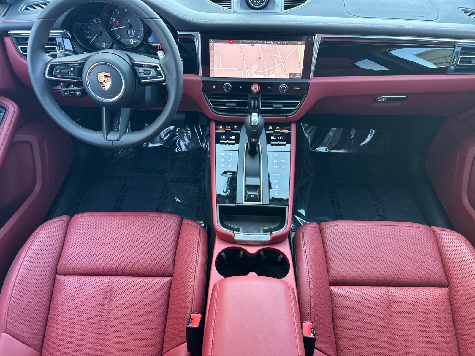 New 2026 Porsche Macan AWD/4WD image 6