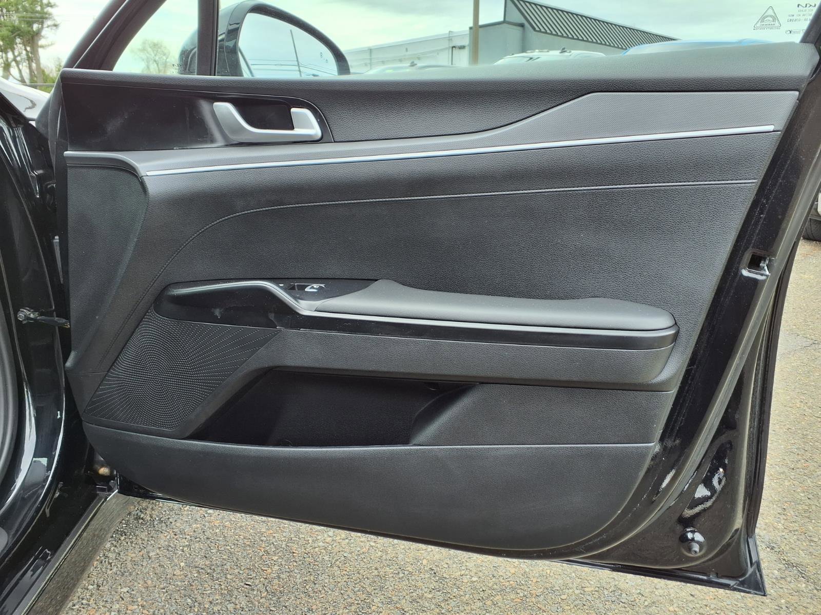 Used 2023 Kia K5 GT-Line image 12