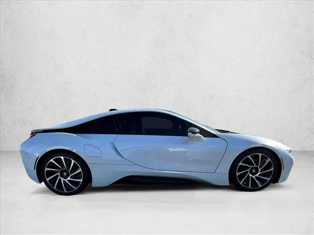 Used 2015 BMW i8 image 4