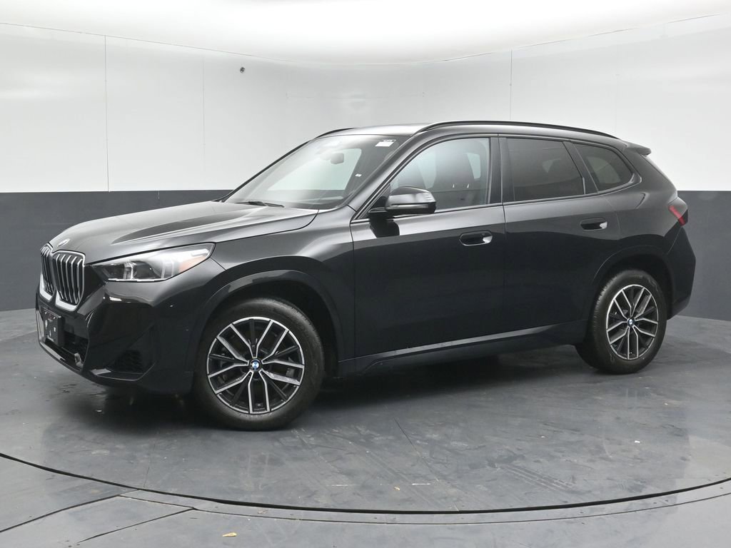Used 2024 BMW X1 xDrive28i w/ M Sport Package image 4
