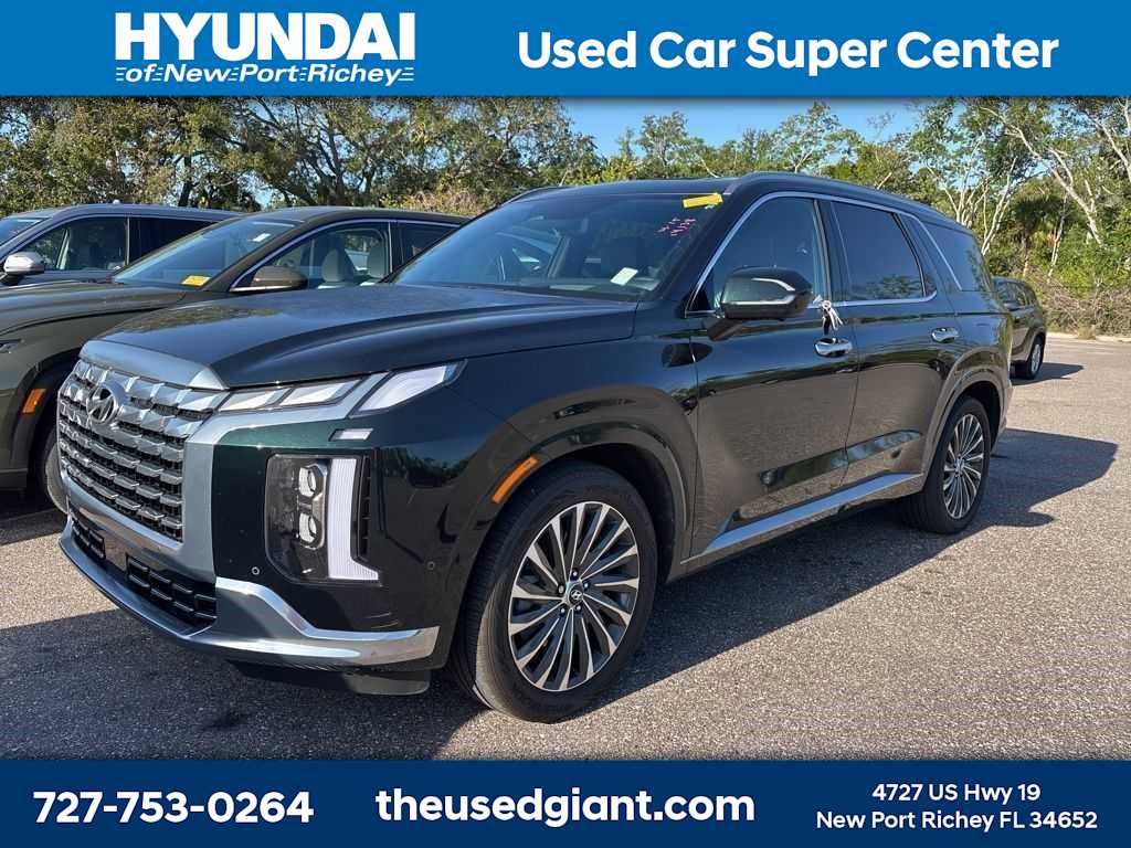 Used 2024 Hyundai Palisade Calligraphy image 1