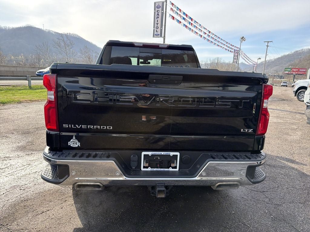 Used 2019 Chevrolet Silverado 1500 LTZ w/ LTZ Plus Package AWD/4WD image 3