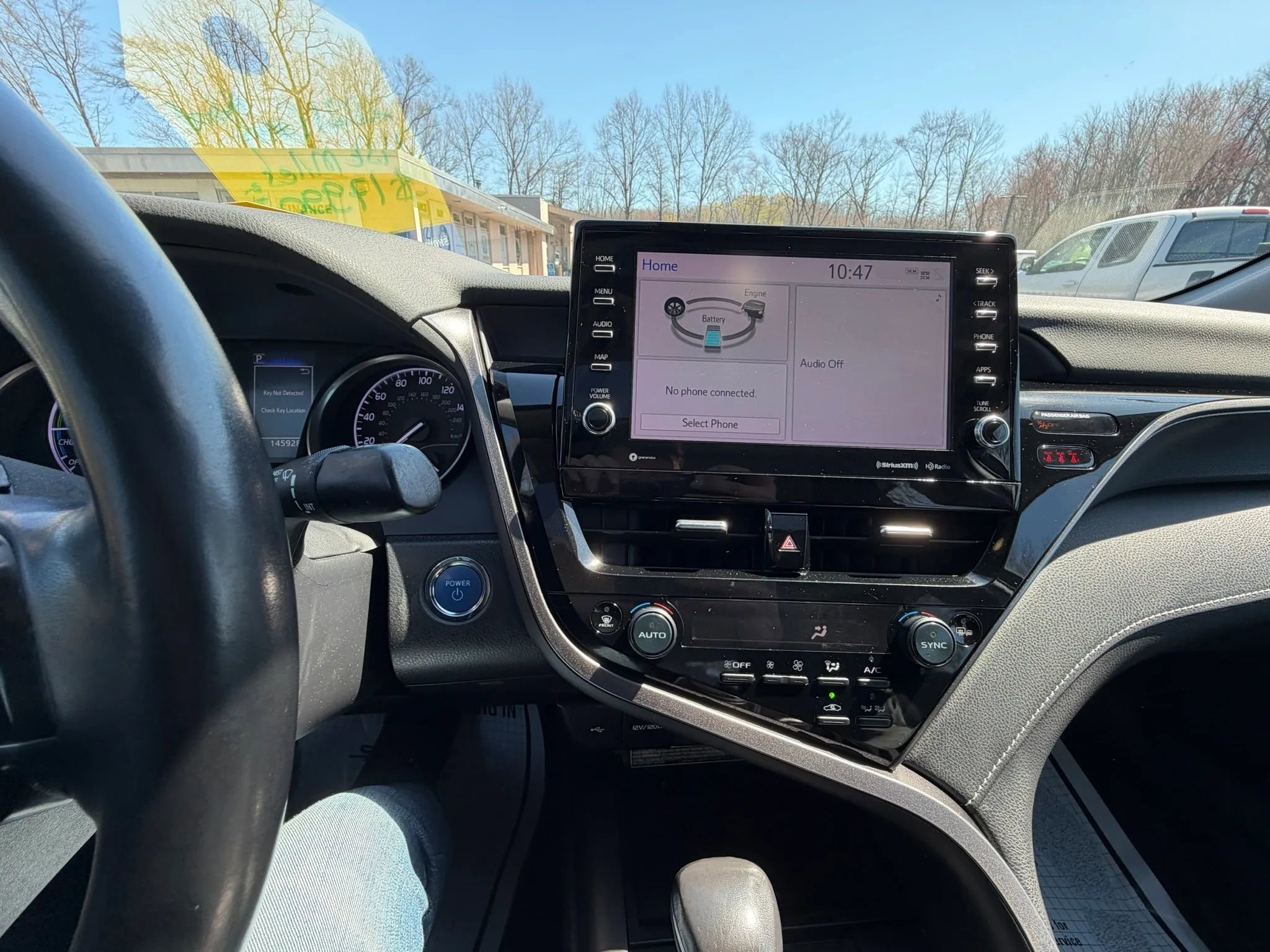 Used 2021 Toyota Camry SE w/ Audio Upgrade Package FWD image 24