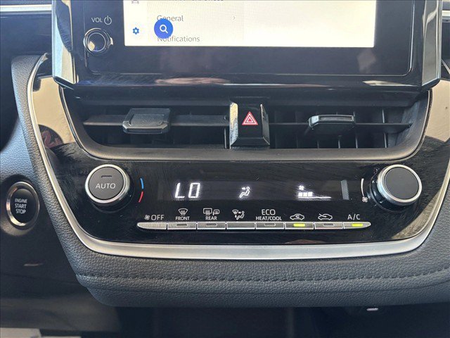 Used 2025 Toyota Corolla SE FWD image 20