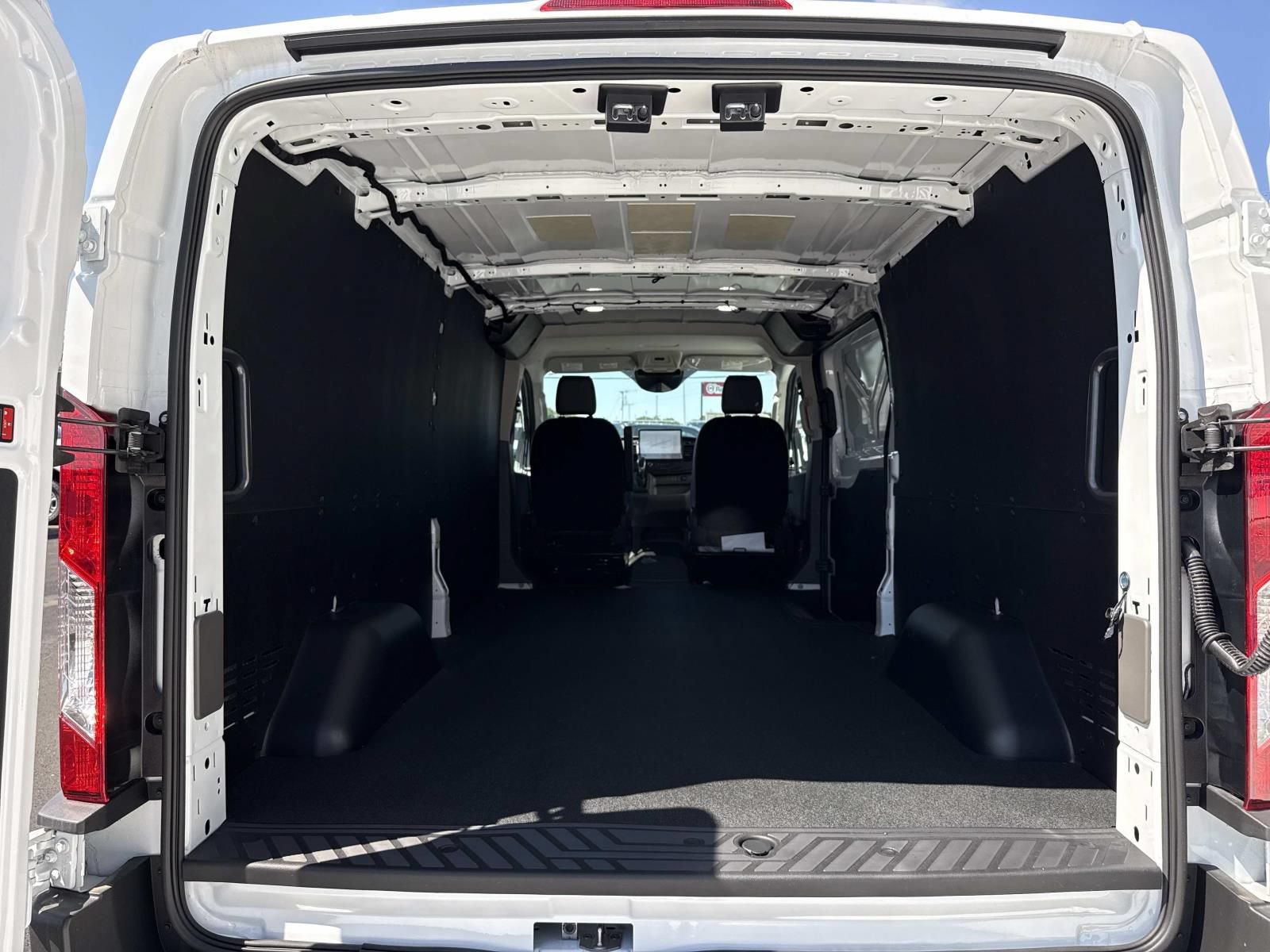 New 2026 Ford Transit 250 Low Roof w/ Load Area Protection Package RWD image 12