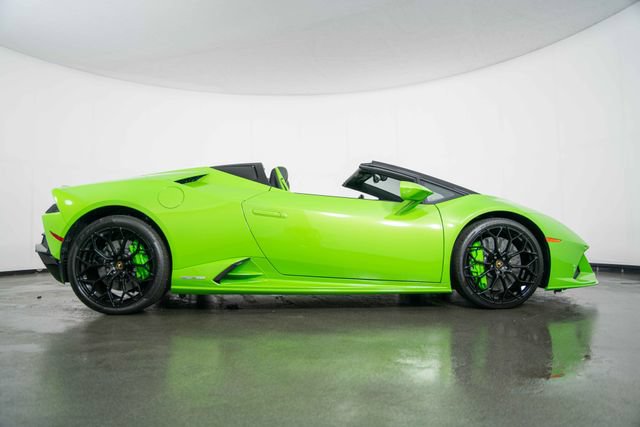 Used 2023 Lamborghini Huracan EVO AWD/4WD image 9