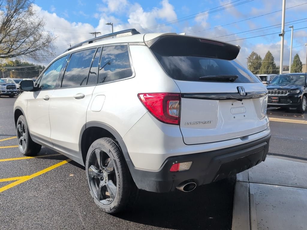 Used 2021 Honda Passport Elite image 6