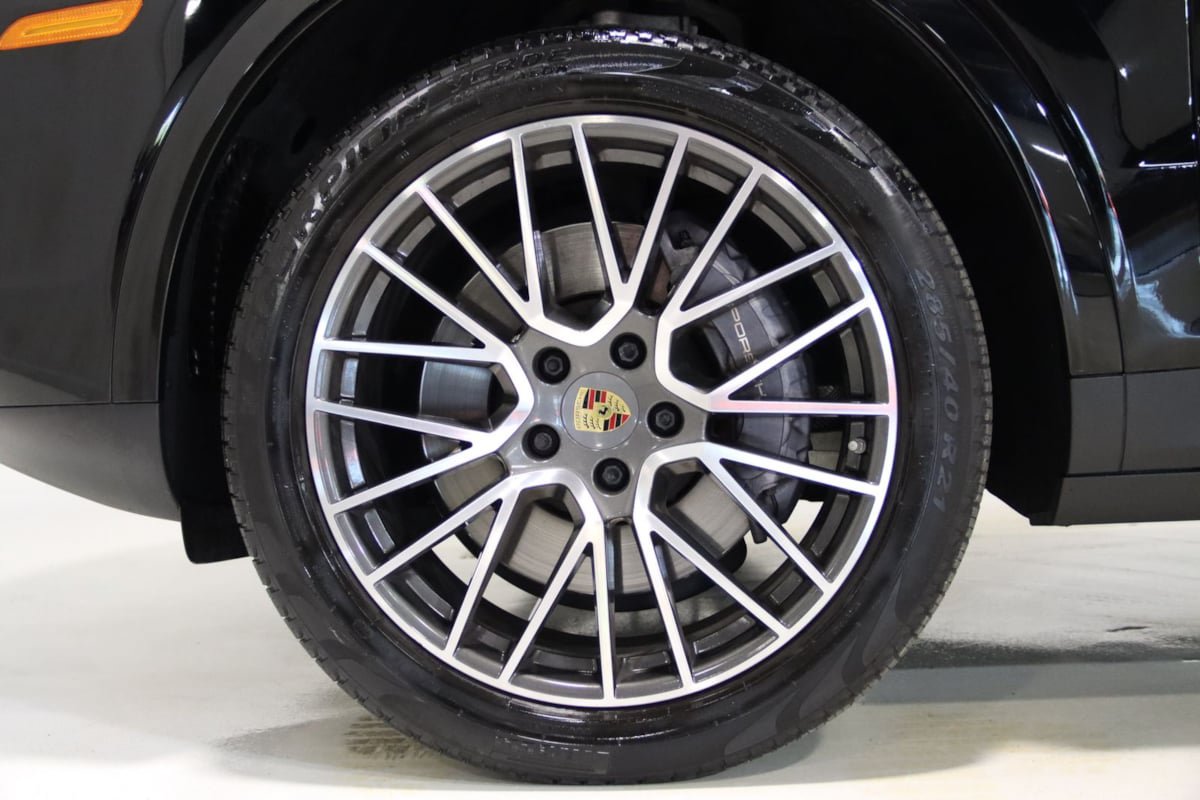 Used 2022 Porsche Cayenne Platinum Edition AWD/4WD image 80