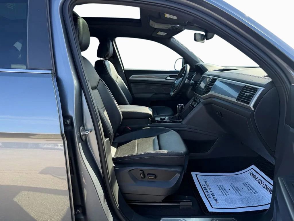 Used 2022 Volkswagen Atlas Cross Sport SEL AWD/4WD image 26