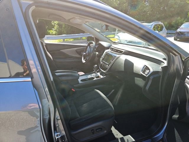 Used 2020 Nissan Murano SV image 11