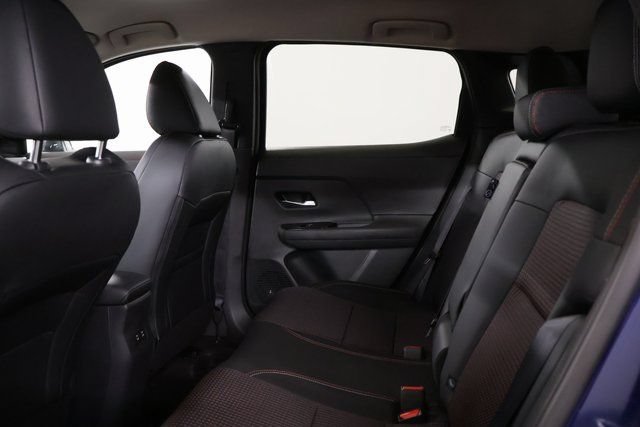 New 2026 Nissan Kicks SR AWD/4WD image 30
