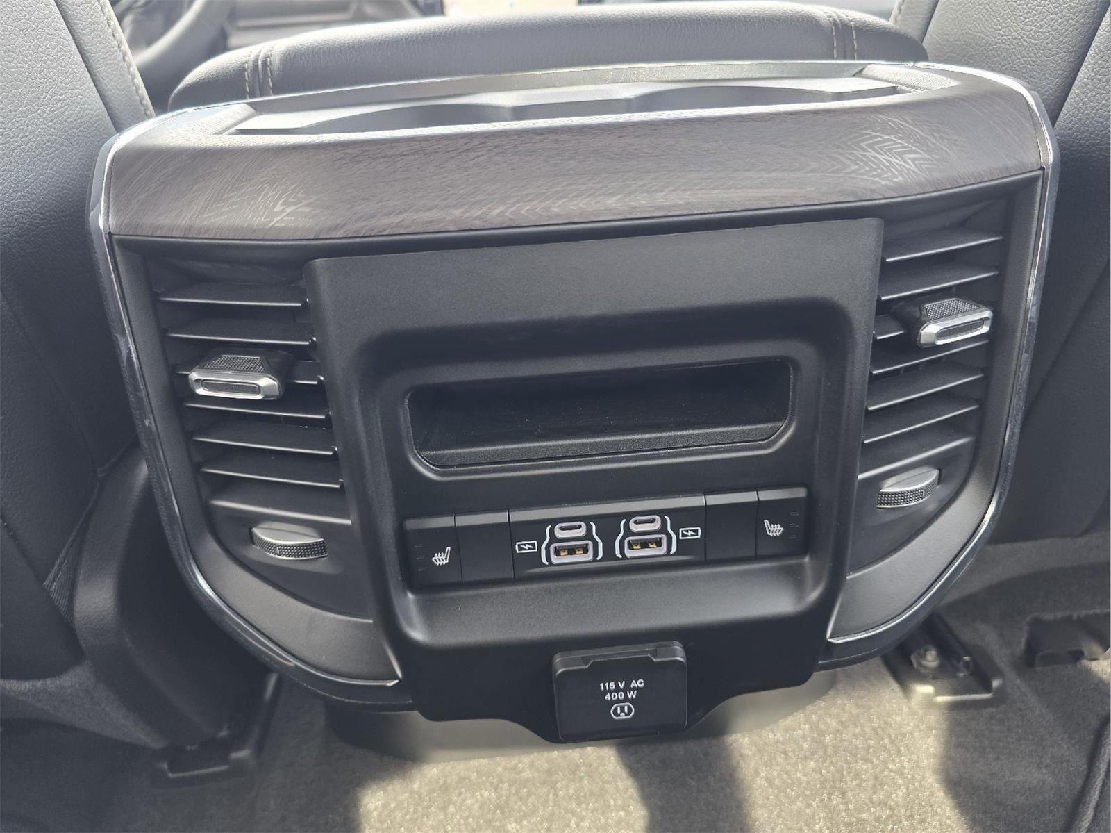 Used 2025 RAM 1500 Laramie w/ Sport Appearance Package image 31