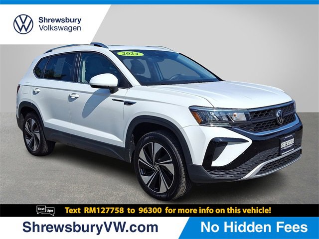 Used 2024 Volkswagen Taos SE w/ Panoramic Sunroof Package