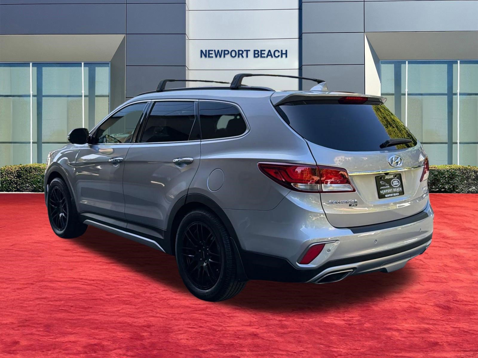 Used 2019 Hyundai Santa Fe XL FWD image 3