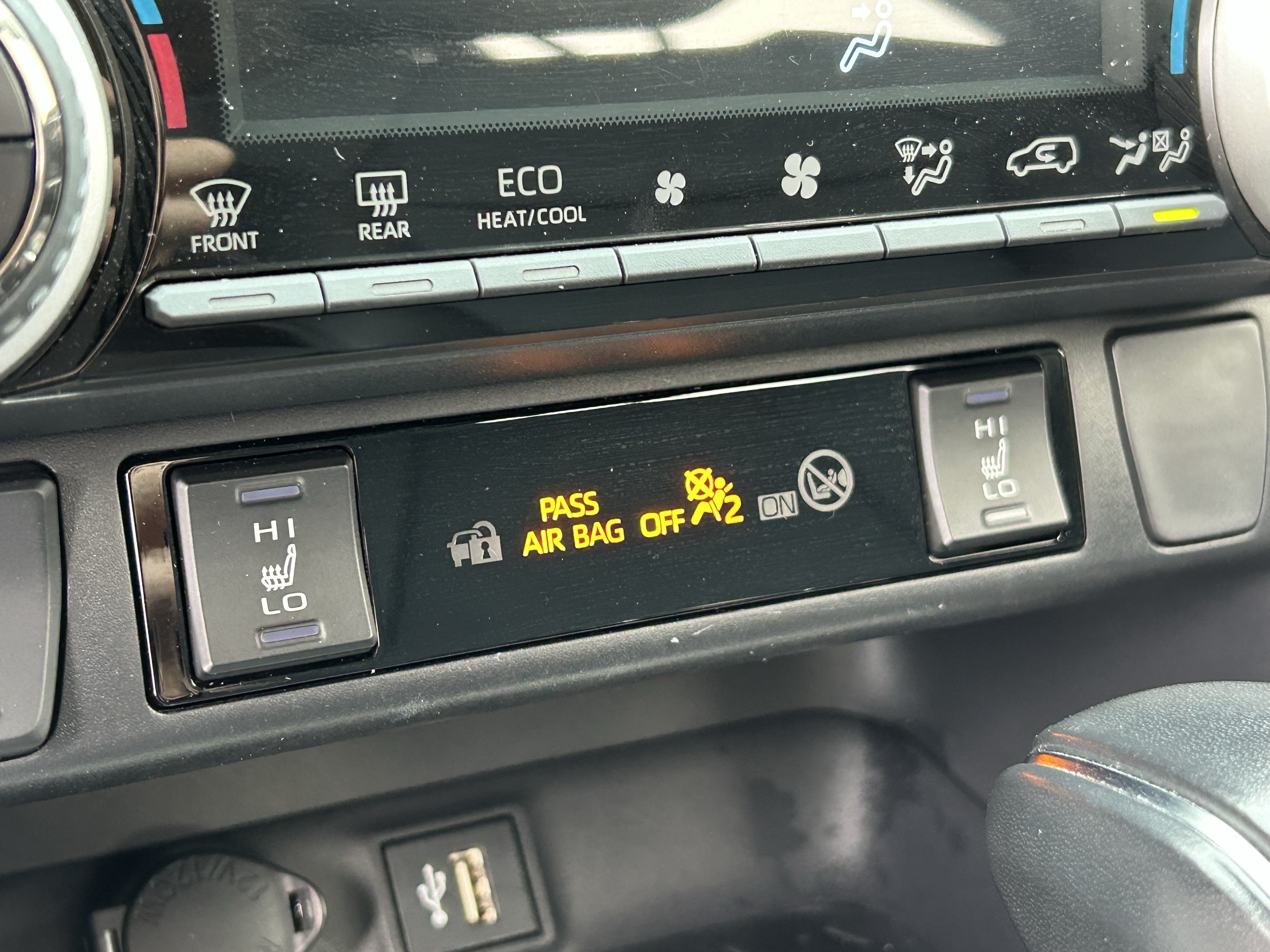 Certified 2023 Toyota RAV4 XLE Premium AWD/4WD image 7
