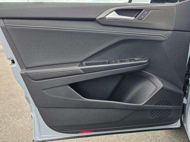New 2027 Volkswagen Taos SE AWD/4WD image 25