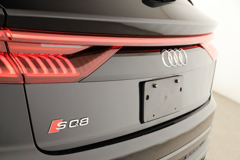 Certified 2021 Audi SQ8 Premium Plus w/ SQ8 Black Optic Package image 31