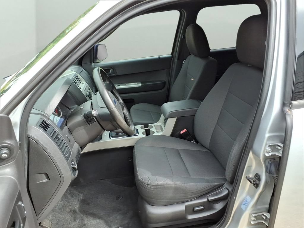 Used 2012 Ford Escape XLT AWD/4WD image 25