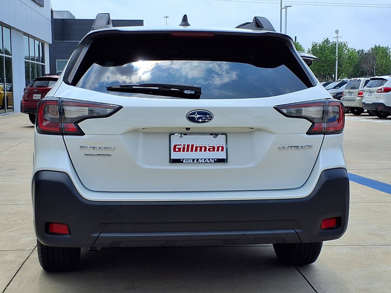 Used 2023 Subaru Outback Premium AWD/4WD image 24