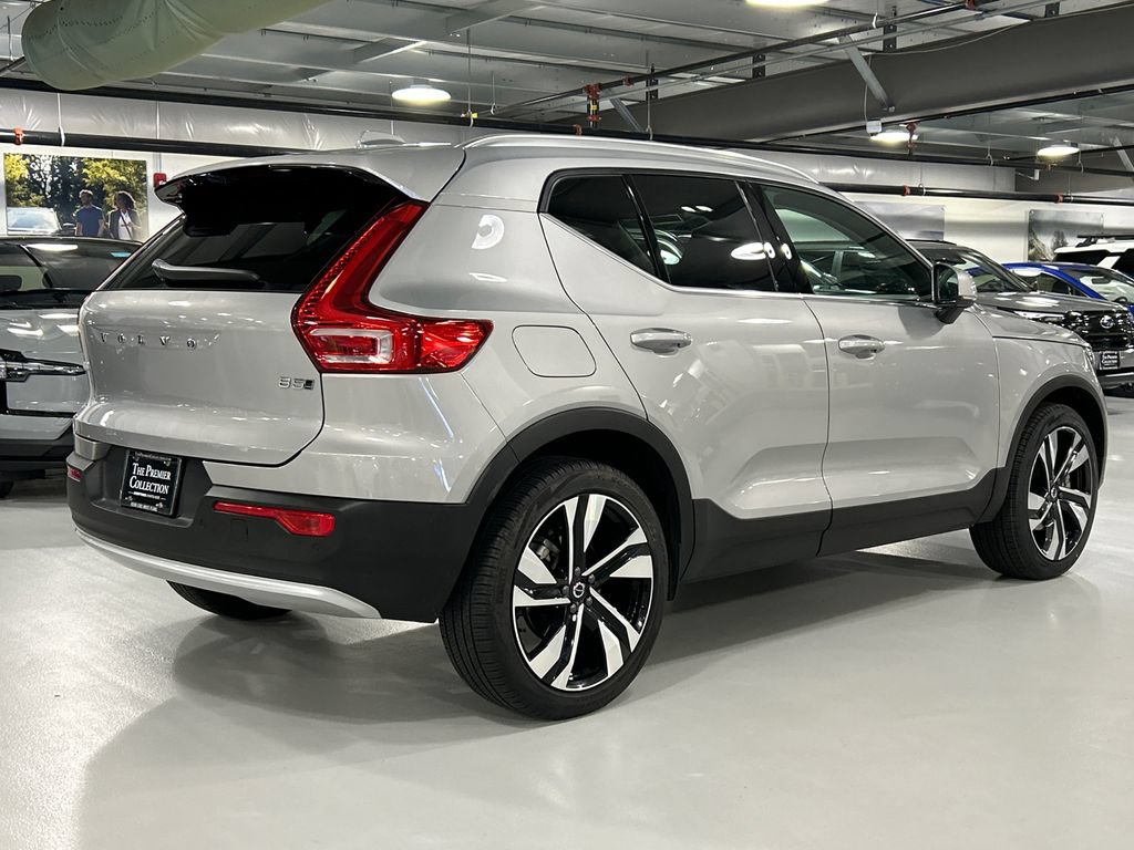 Certified 2024 Volvo XC40 B5 Plus w/ Protection Package Premier AWD/4WD image 2