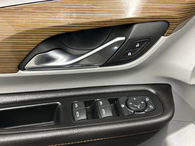 Used 2018 GMC Terrain SLE image 11