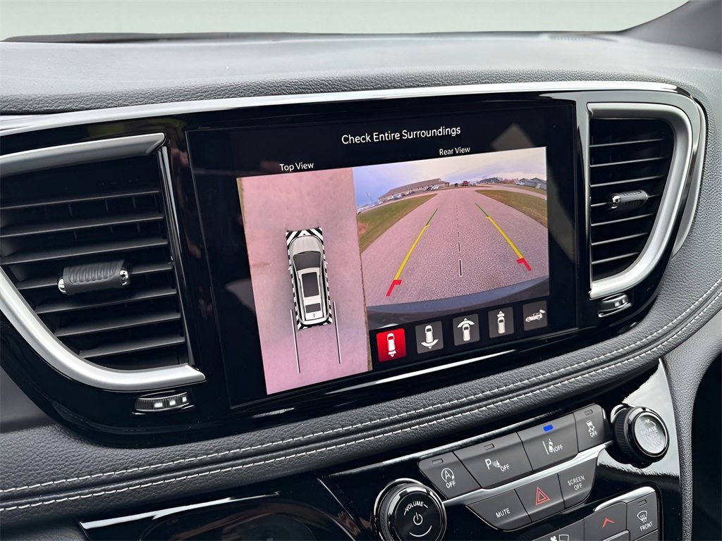 New 2026 Chrysler Pacifica Select image 32