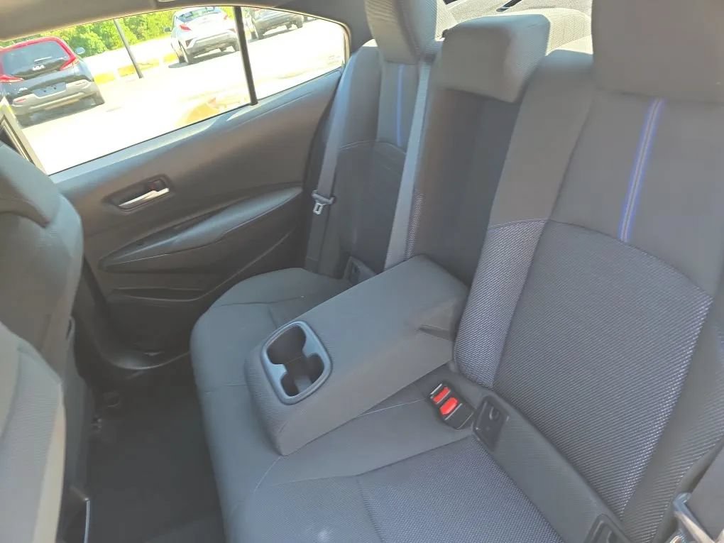 Used 2021 Toyota Corolla SE FWD image 34