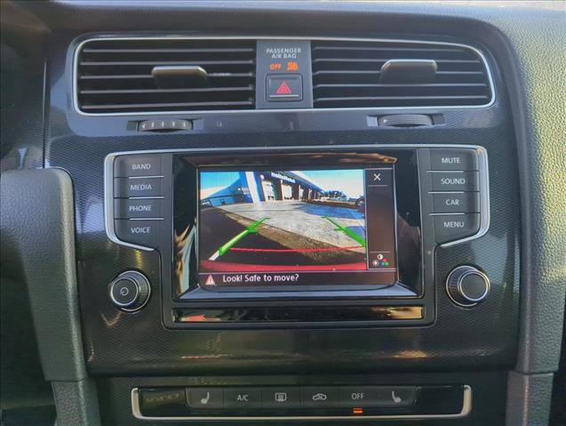 Used 2015 Volkswagen GTI SE image 13