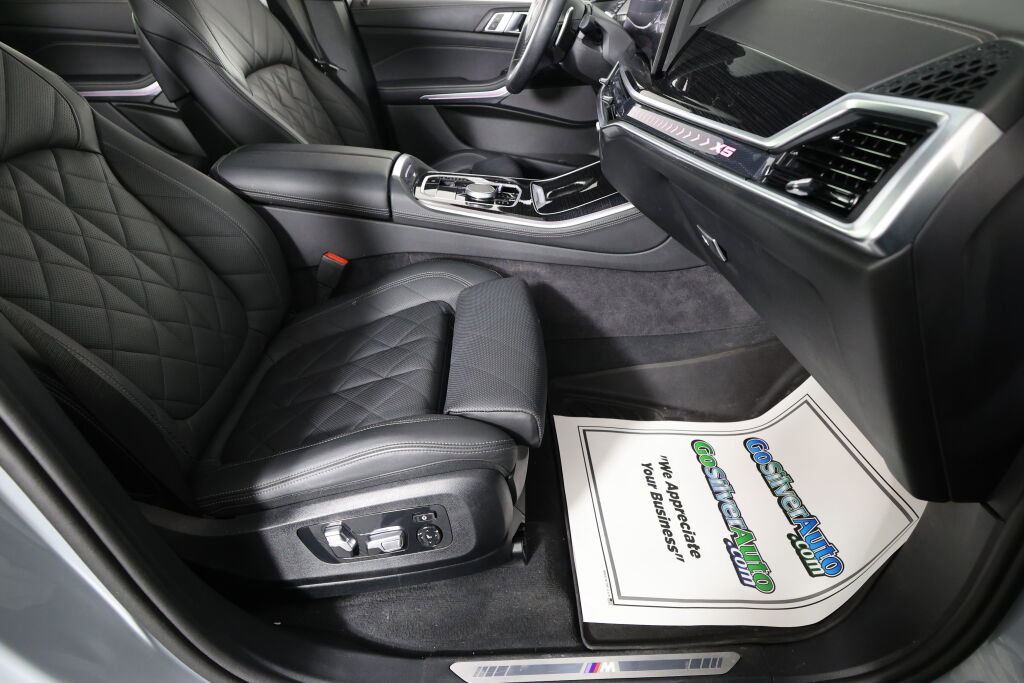 Used 2024 BMW X5 xDrive40i w/ M Sport Package image 27
