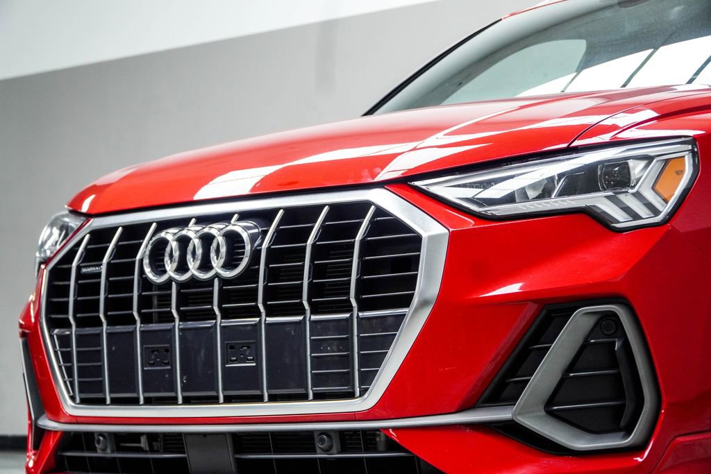 Used 2025 Audi Q3 2.0T Premium AWD/4WD image 2