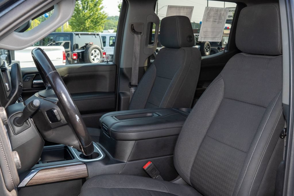 Used 2021 Chevrolet Silverado 1500 LT Trail Boss w/ Convenience Package II AWD/4WD image 15