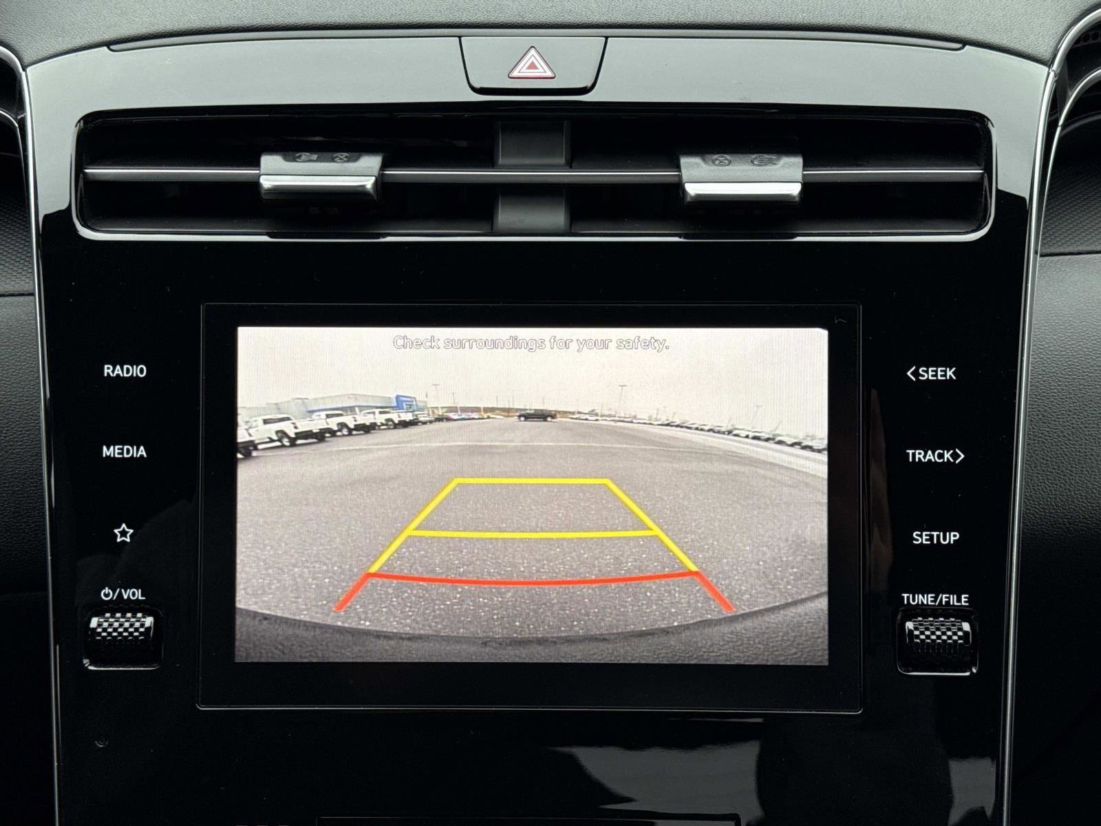 Used 2024 Hyundai Santa Cruz SEL image 4