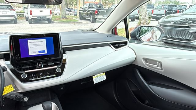Used 2025 Toyota Corolla LE image 16