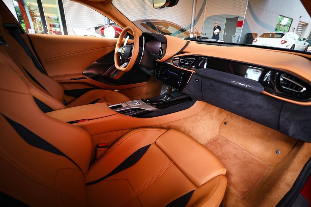 Certified 2025 Ferrari 12Cilindri RWD image 45