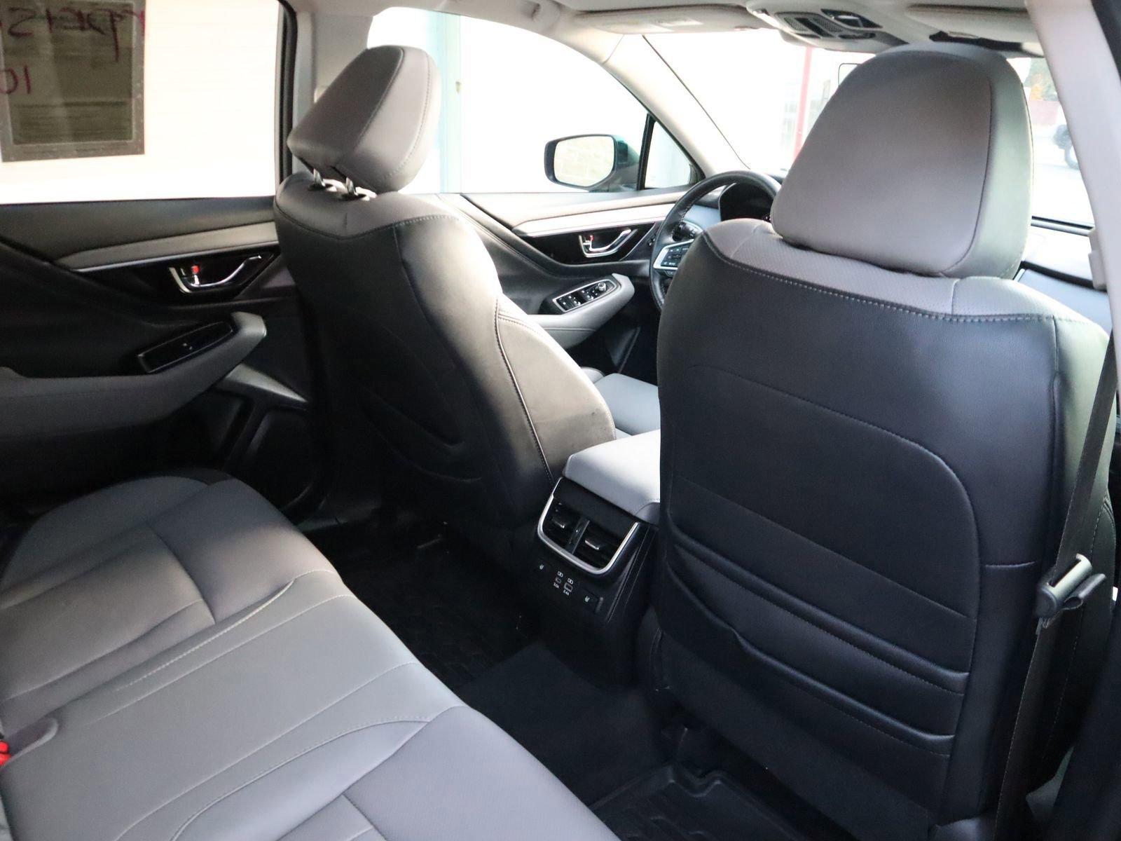 Used 2023 Subaru Outback Limited image 54