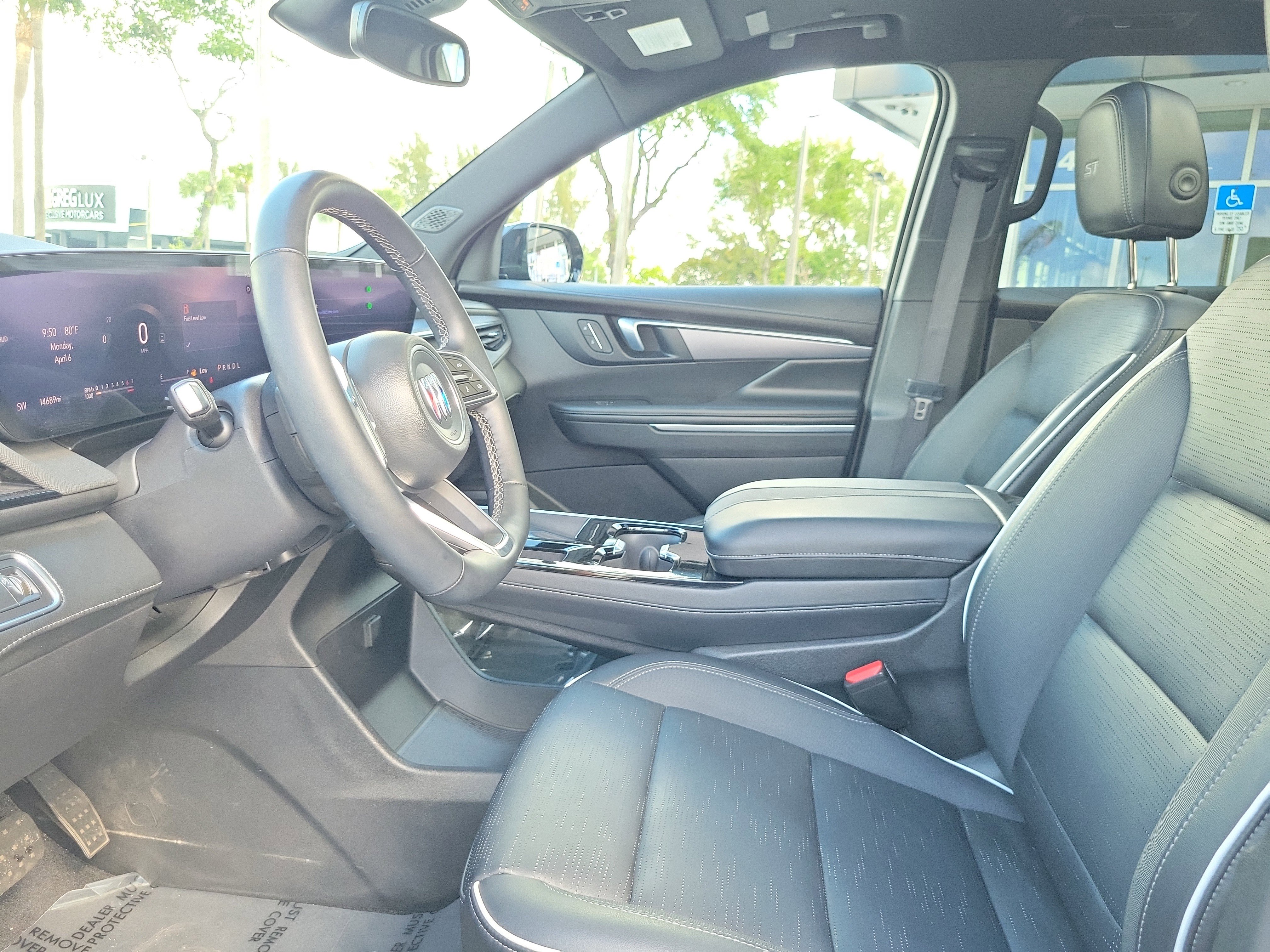 Used 2025 Buick Enclave Sport Touring w/ Power Package image 12