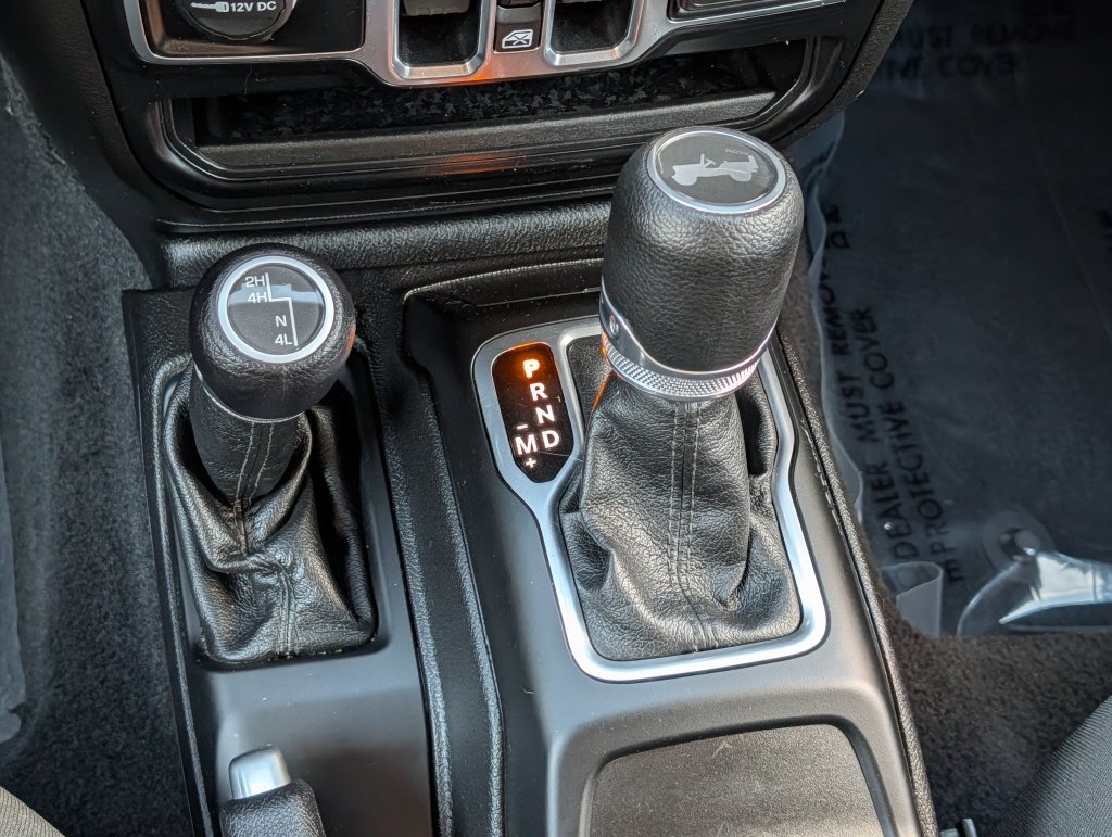 Used 2020 Jeep Wrangler Unlimited Sport AWD/4WD image 22