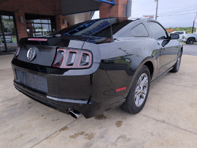 Used 2014 Ford Mustang Premium RWD image 7