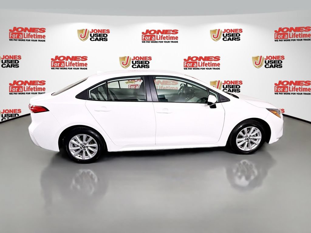Used 2026 Toyota Corolla LE w/ LE Premium Package FWD image 17