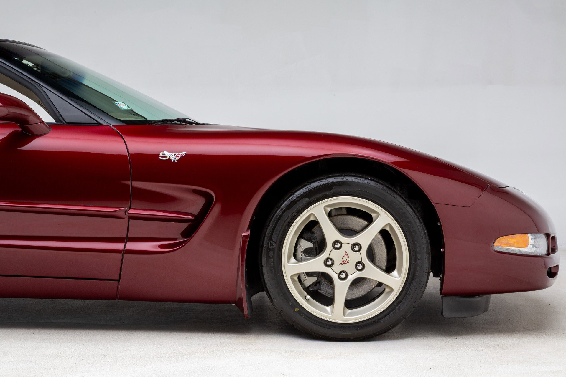 Used 2003 Chevrolet Corvette 50th Anniversary Edition w/ Preferred Equipment Group1 image 37