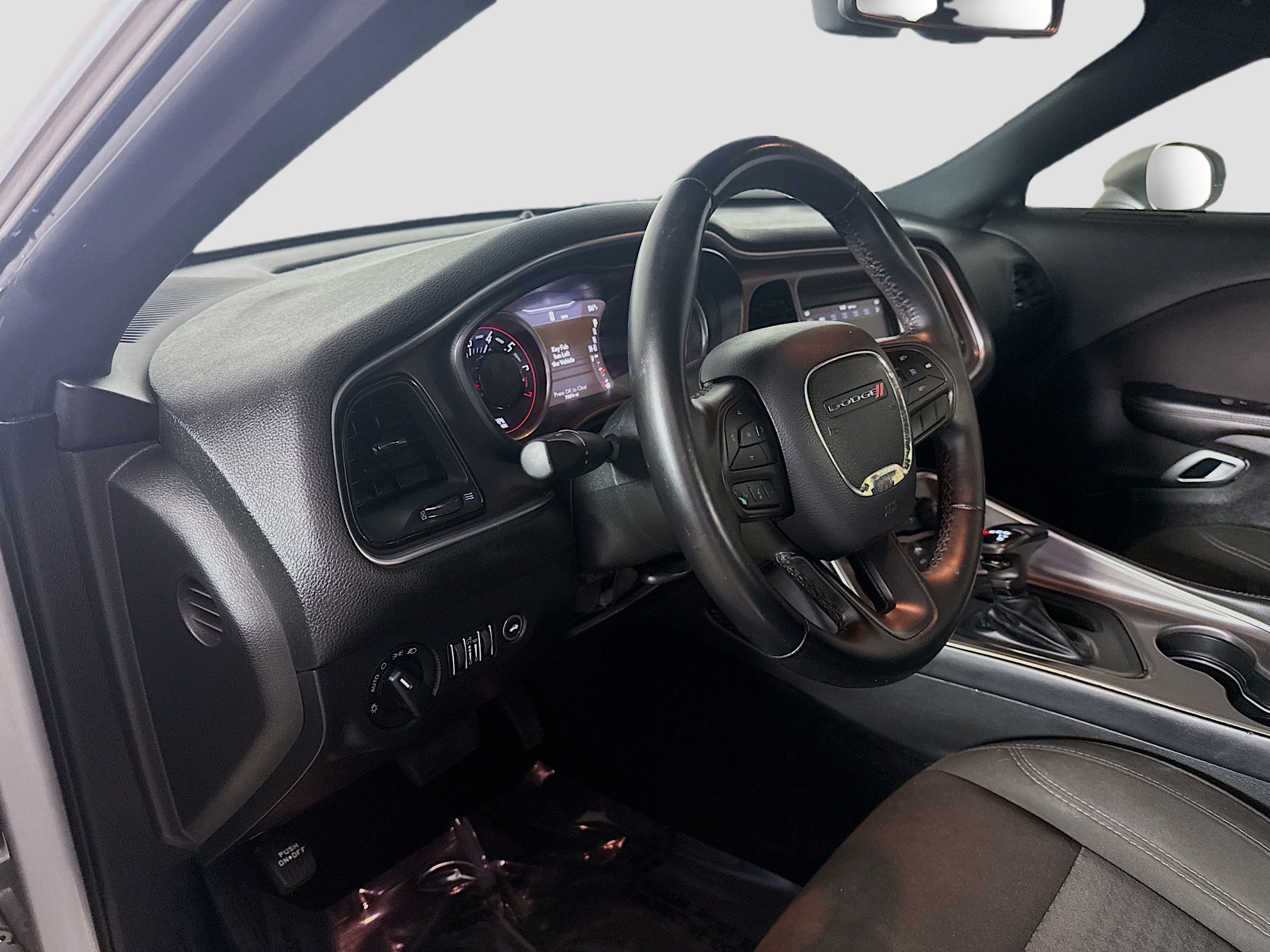 Used 2021 Dodge Challenger SXT RWD image 23