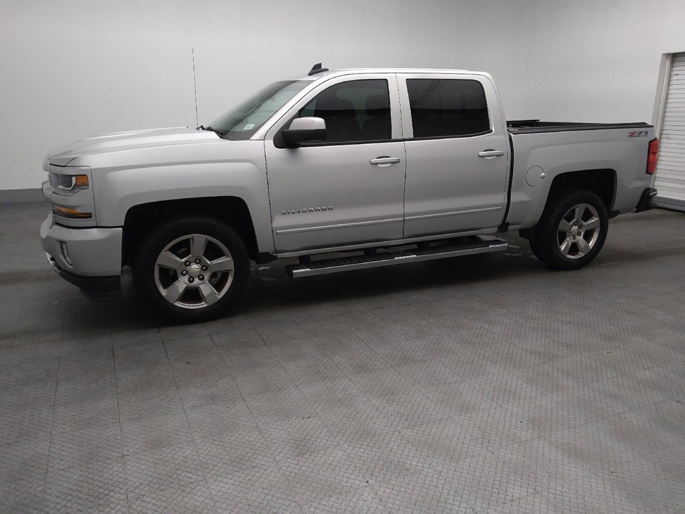 Used 2017 Chevrolet Silverado 1500 LT w/ All Star Edition AWD/4WD image 2