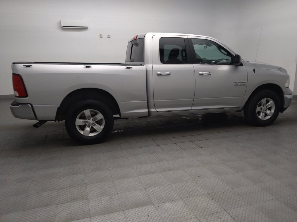 Used 2017 RAM 1500 Classic SLT AWD/4WD image 10